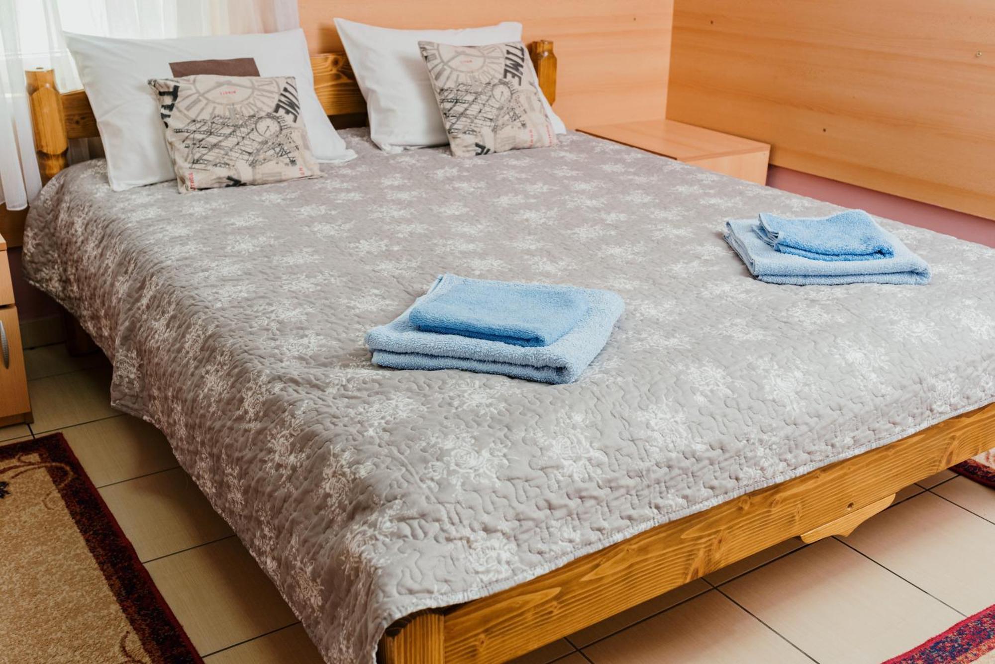 Vila Verona Sobe Palic Exterior photo